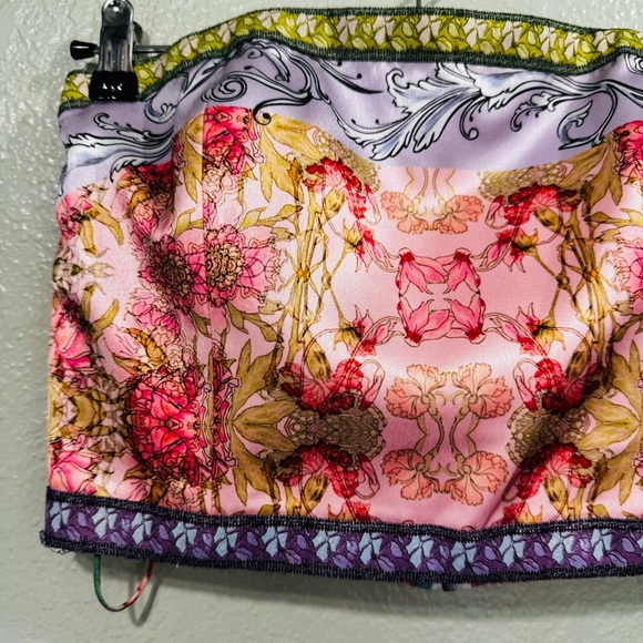 New Alice + Olivia Cerise Smocked Back Floral Bandeau Top Size 10 - Picture 5 of 13